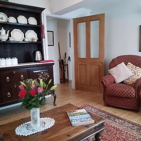 West Apartment Giggleswick